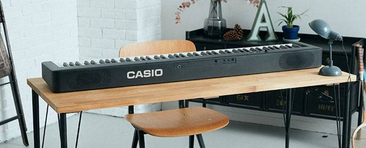 Migliori Pianoforti Digitali per Iniziare sotto i € 500: Casio, Roland, Yamaha o Korg?
